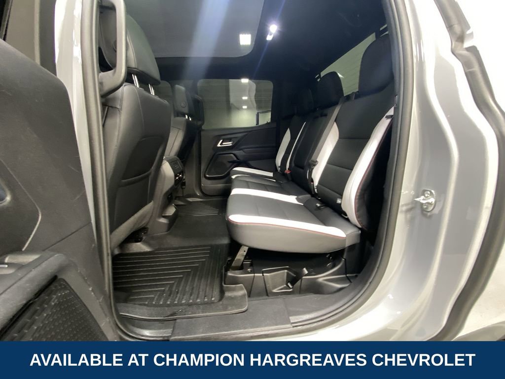 Used 2025 Chevrolet Silverado EV RST image 33