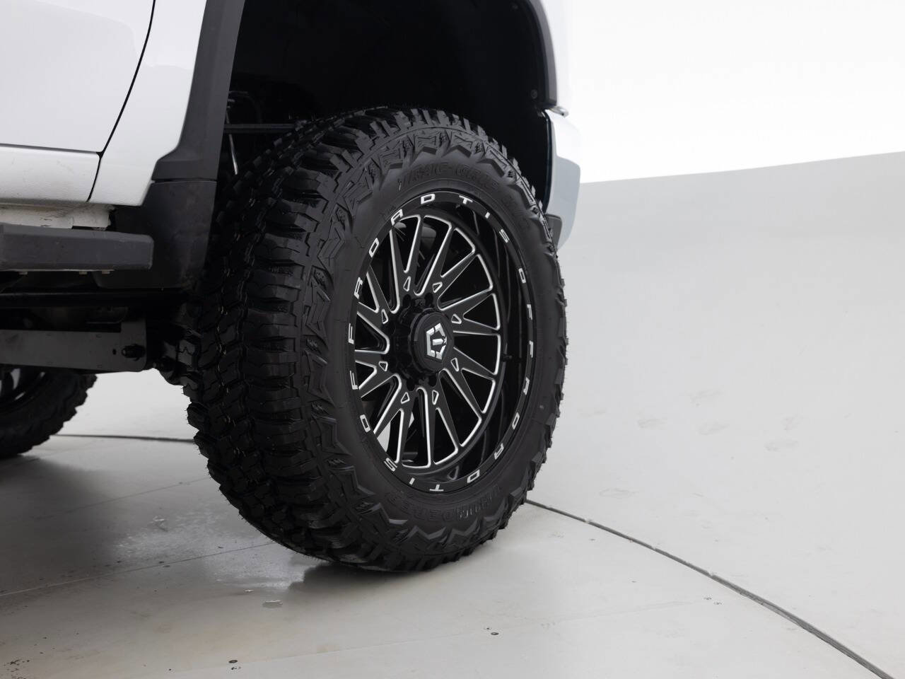 Used 2021 Chevrolet Silverado 2500 LTZ AWD/4WD image 18