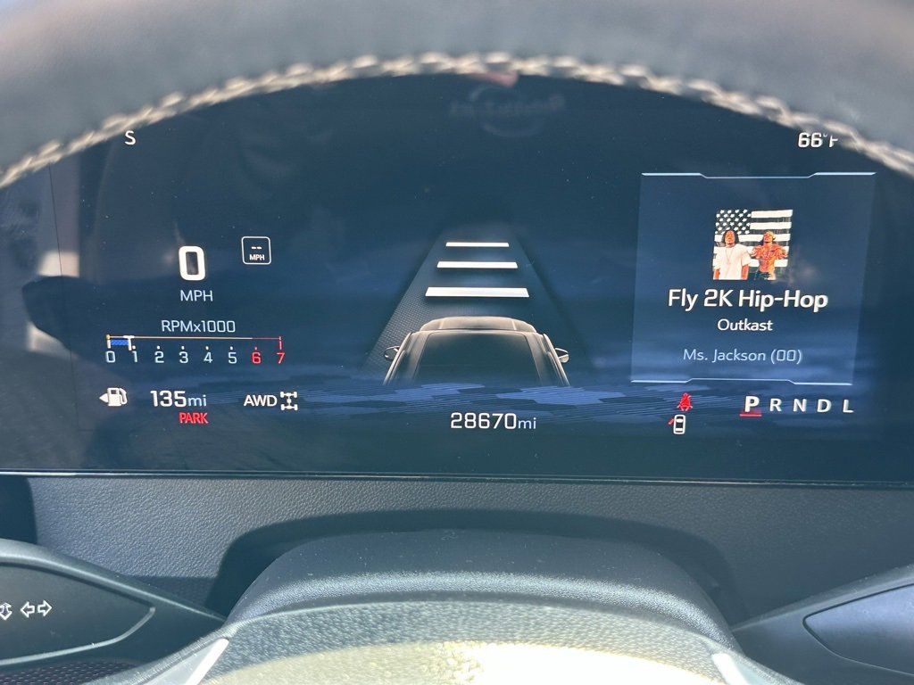 Used 2025 Chevrolet Traverse Z71 w/ Driver Confidence Package image 27