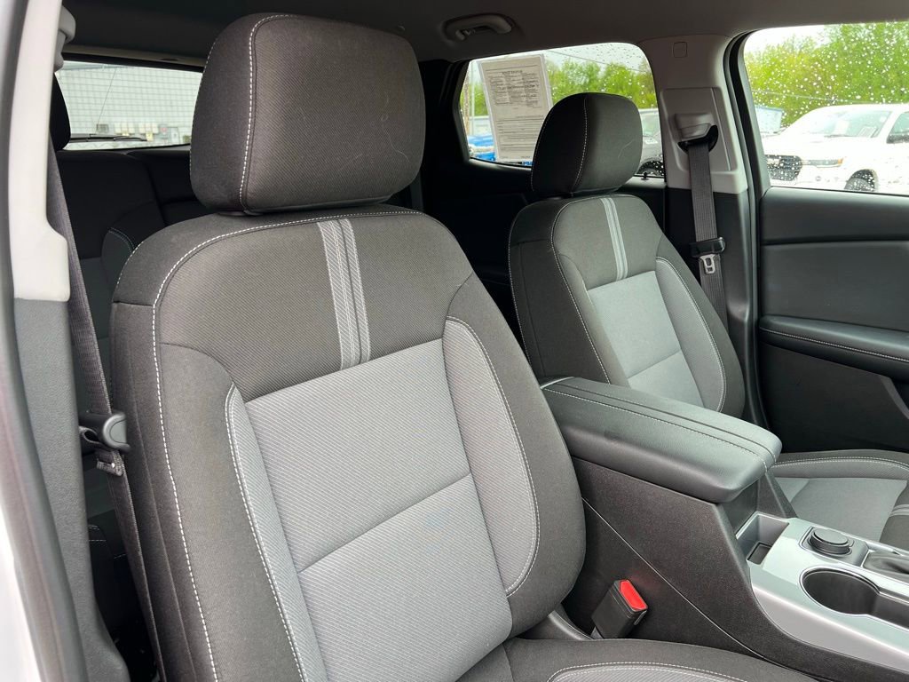 Used 2024 Chevrolet Blazer LT w/ Convenience Package FWD image 10