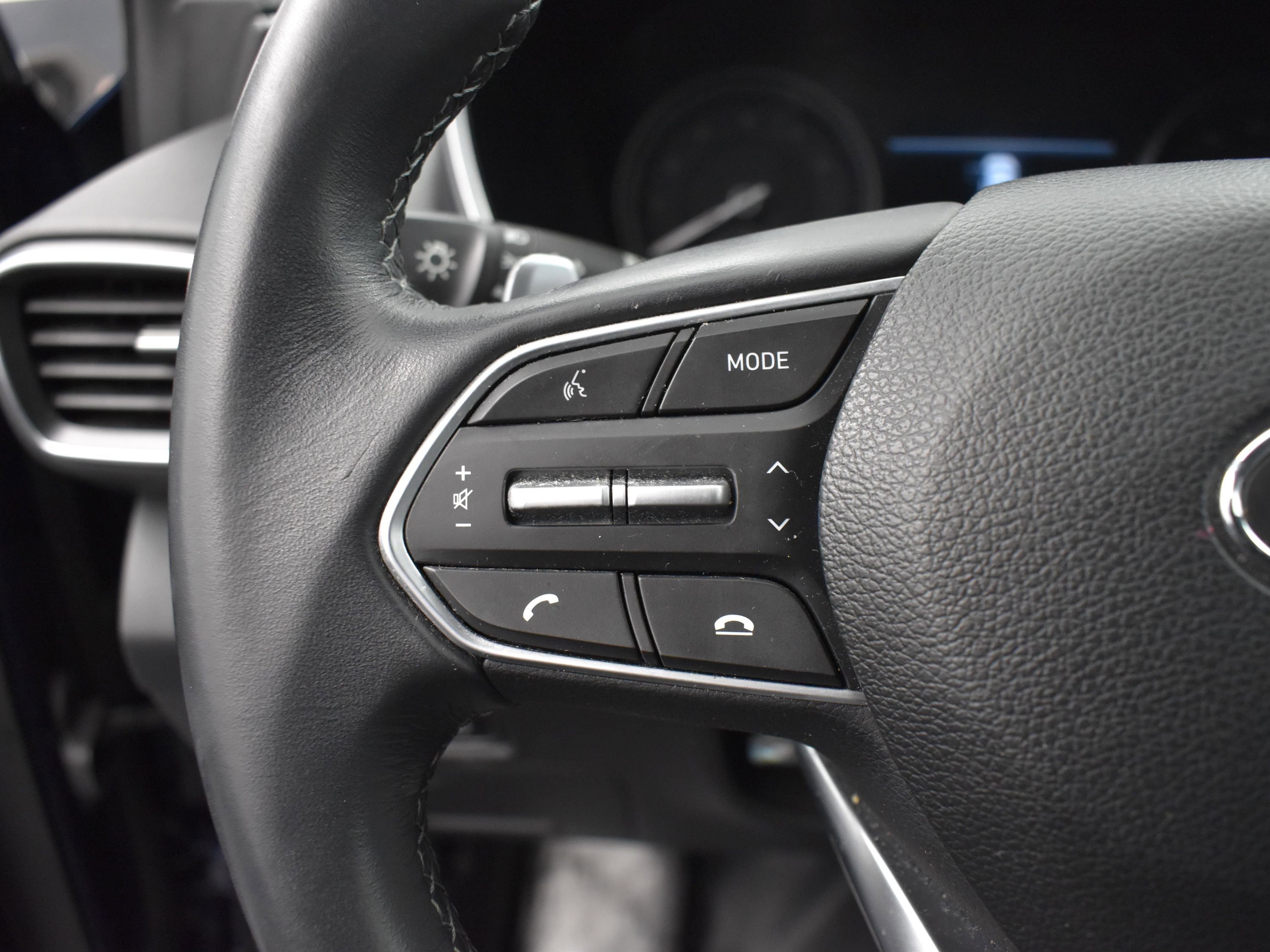 Used 2023 Hyundai Santa Fe SEL image 10