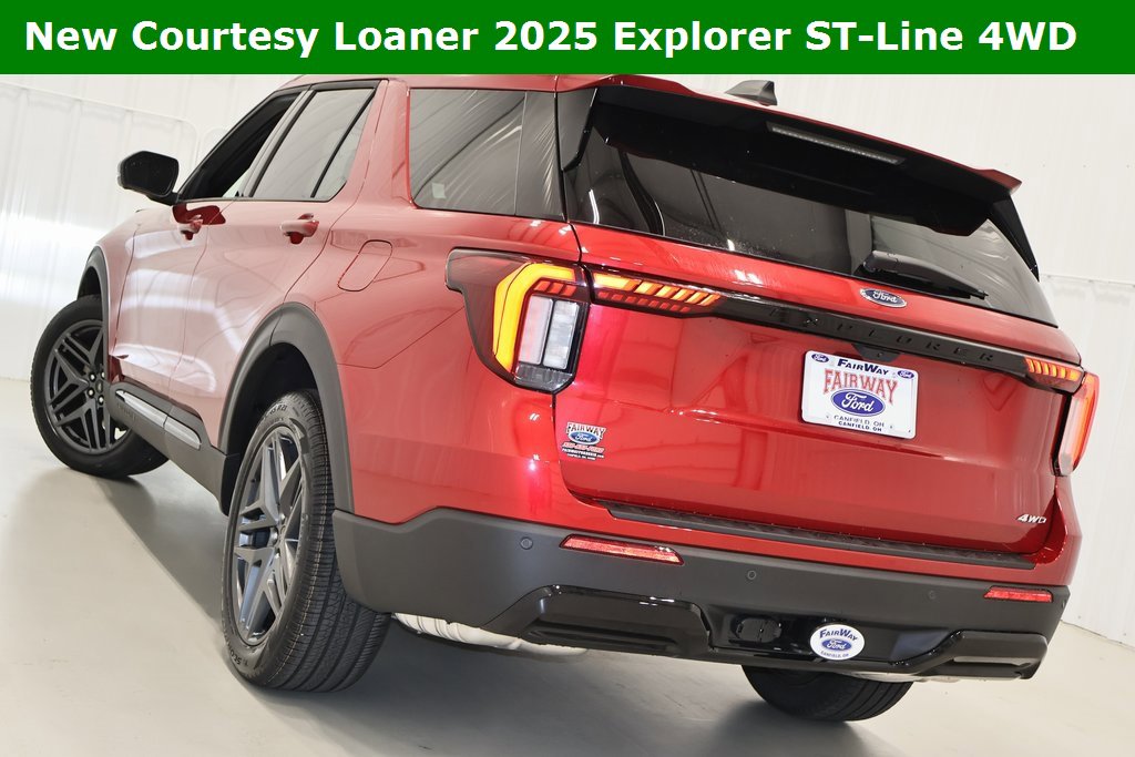 New 2025 Ford Explorer ST-Line w/ Premium Package image 31