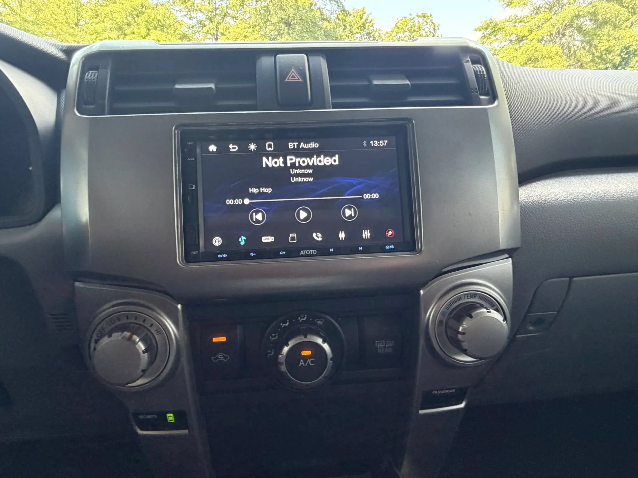 Used 2010 Toyota 4Runner SR5 AWD/4WD image 20