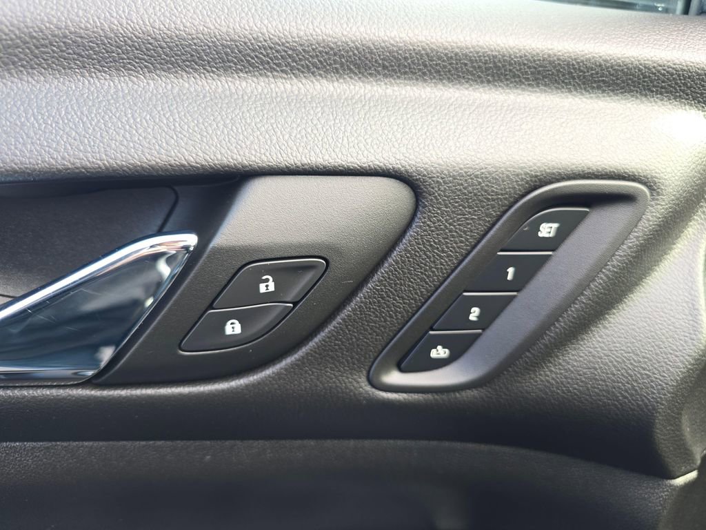 Used 2023 GMC Acadia AT4 w/ GMC Pro Grade Package AWD/4WD image 20