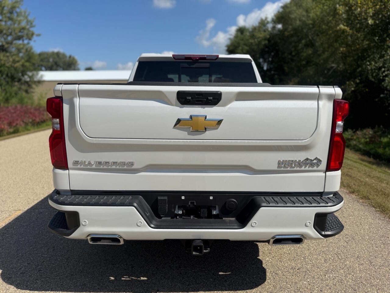 Used 2025 Chevrolet Silverado 1500 High Country image 6