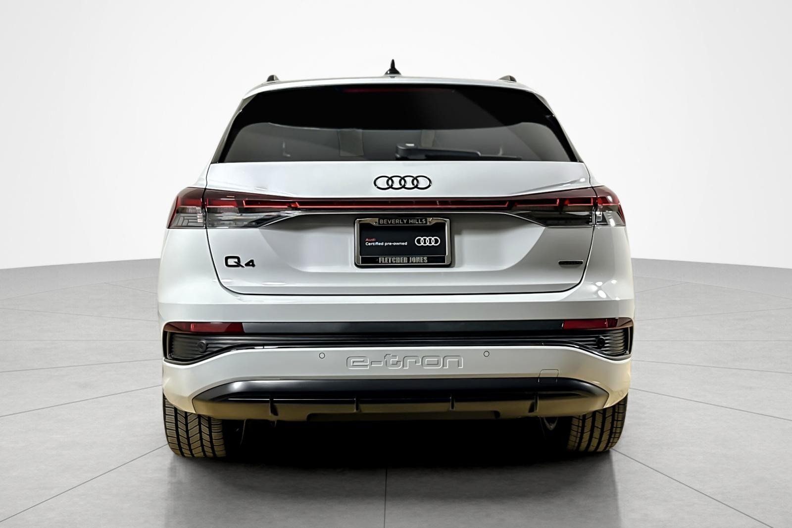 Certified 2023 Audi Q4 e-tron Premium w/ Convenience Package AWD/4WD image 4