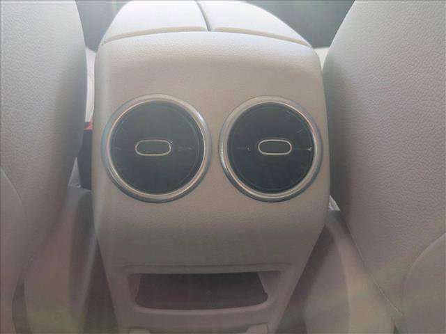 Used 2023 Mercedes-Benz GLA 250 image 16