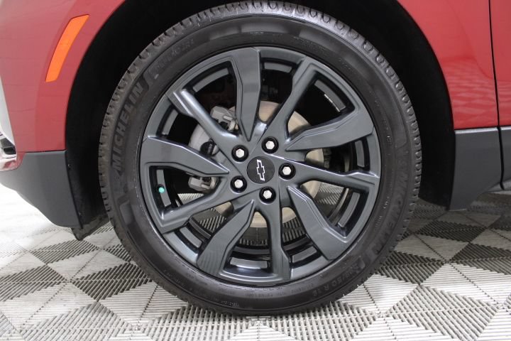 Used 2023 Chevrolet Equinox RS w/ RS Leather Package AWD/4WD image 46