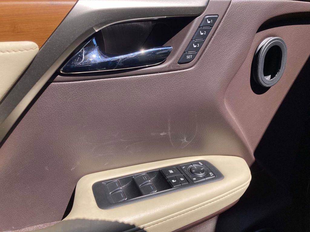 Used 2019 Lexus RX 350 350 w/ Navigation Package image 11