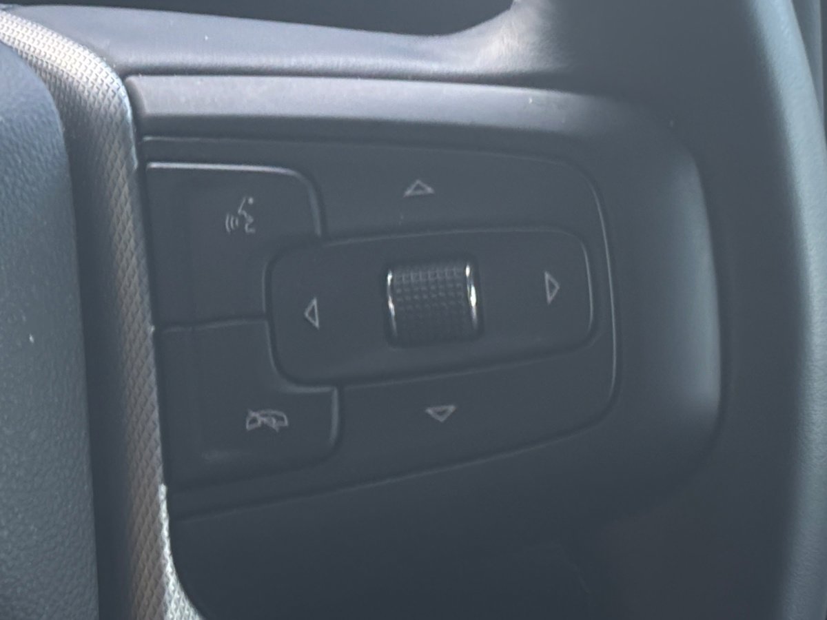 Used 2024 GMC Yukon XL Denali w/ Max Trailering Package image 13