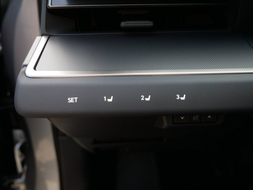 New 2026 Lexus ES 500e w/ Convenience Package AWD/4WD image 18