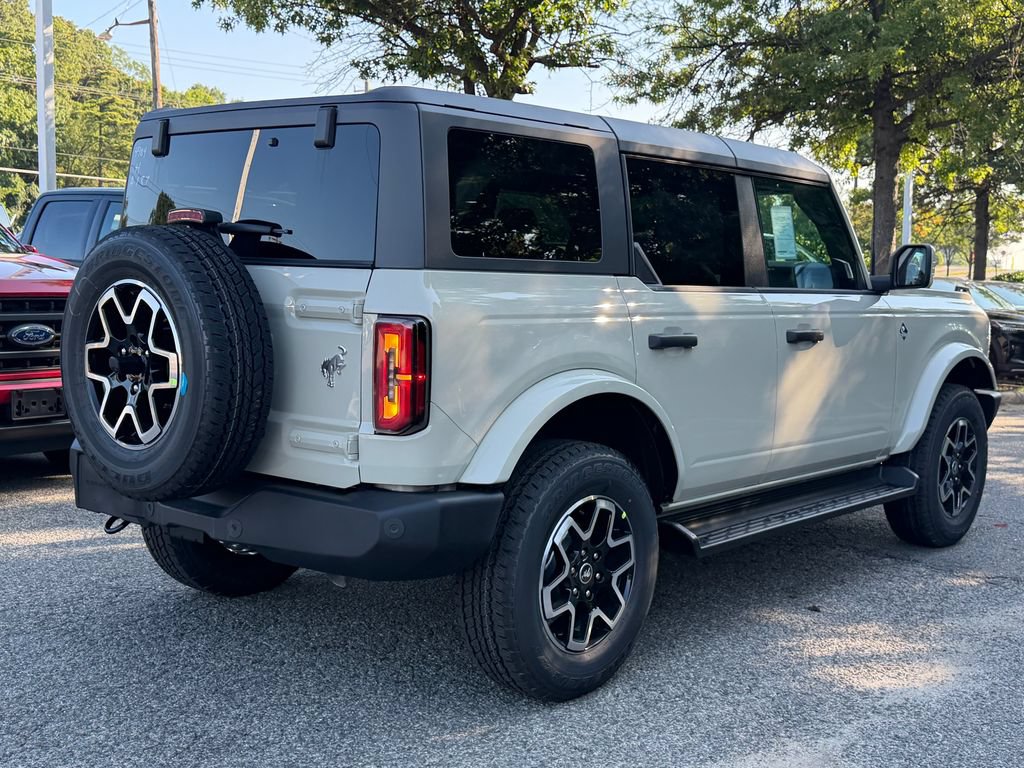 New 2026 Ford Bronco Outer Banks AWD/4WD image 5