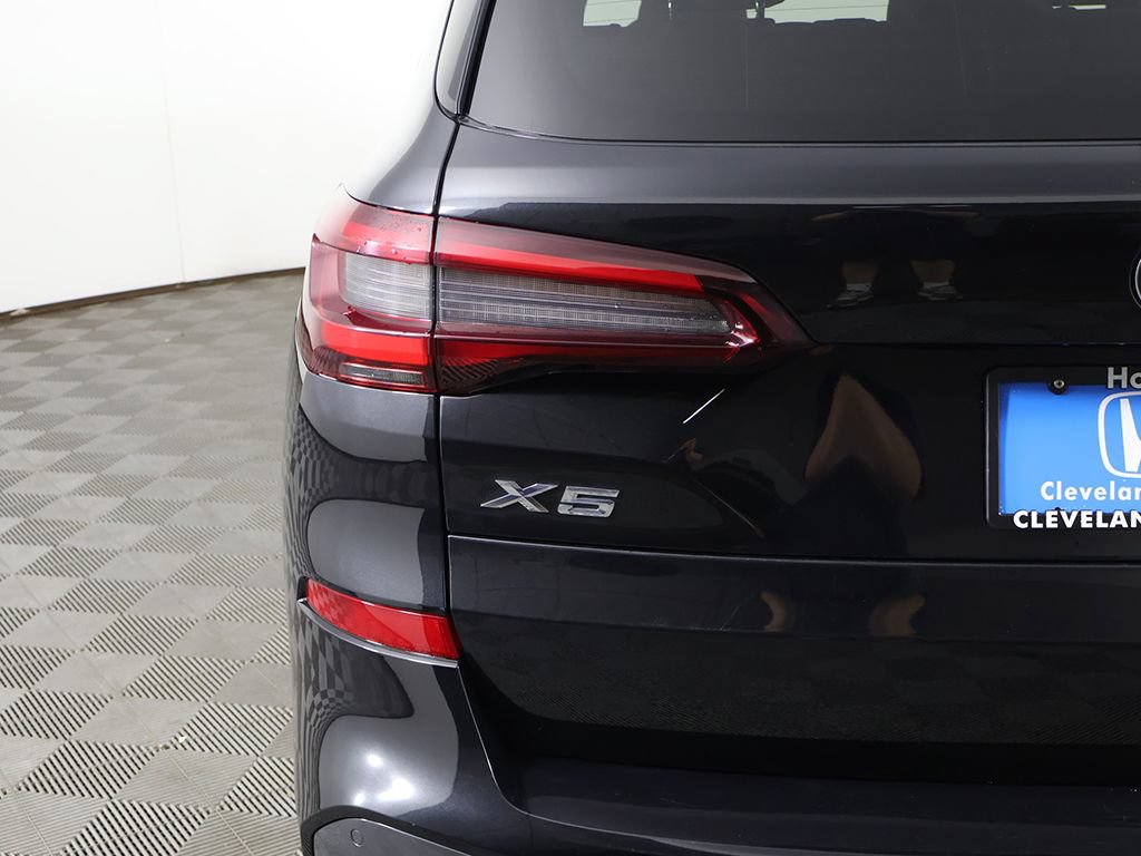 Used 2022 BMW X5 xDrive40i AWD/4WD image 16