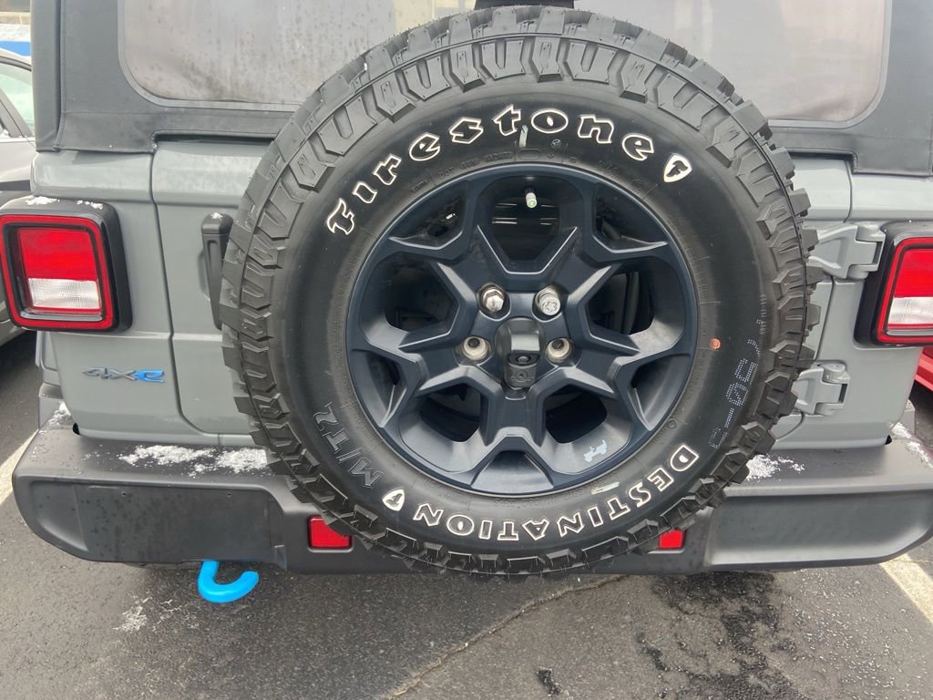 Used 2023 Jeep Wrangler Unlimited w/ Cold Weather Group image 13