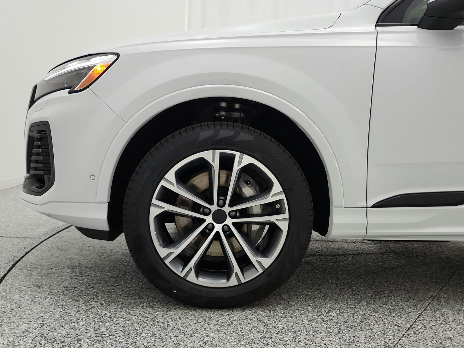 New 2026 Audi Q7 2.0T Premium Plus AWD/4WD image 13