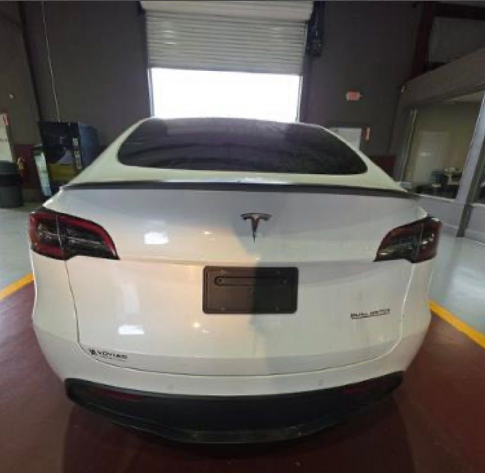 Used 2022 Tesla Model Y Performance AWD/4WD image 6