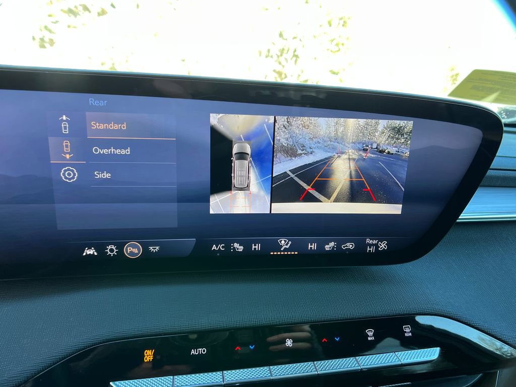 Used 2025 Buick Enclave Preferred image 19