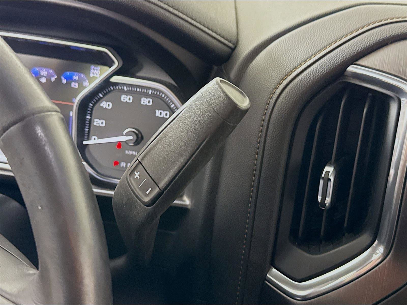 Used 2020 GMC Sierra 3500 AT4 w/ AT4 Premium Package image 11