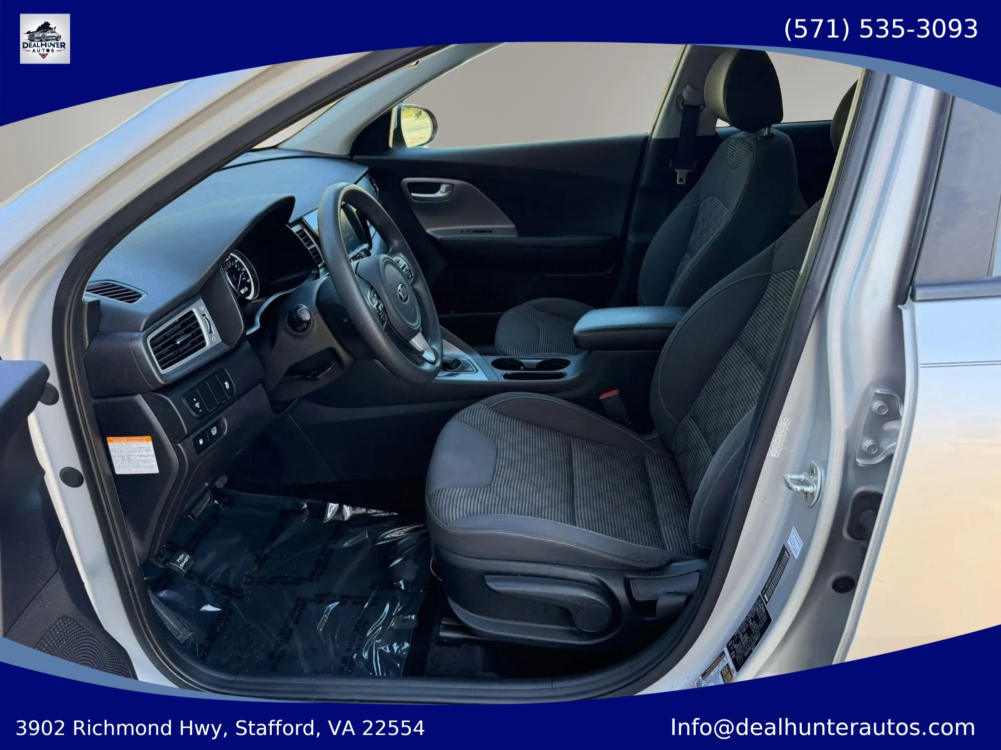Used 2017 Kia Niro LX FWD image 21