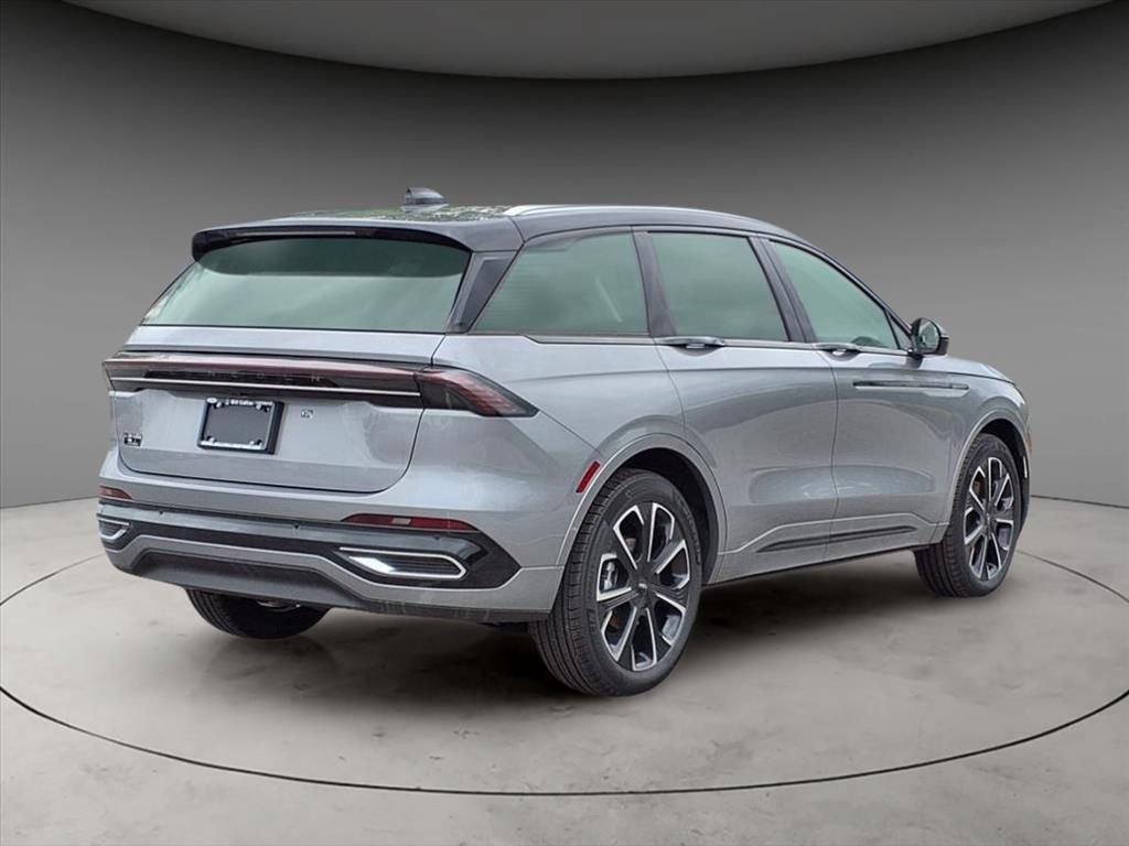 New 2025 Lincoln Nautilus Reserve AWD/4WD image 8
