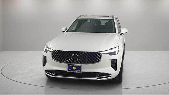 Certified 2025 Volvo XC90 B6 Core w/ Protection Package Premier AWD/4WD image 2