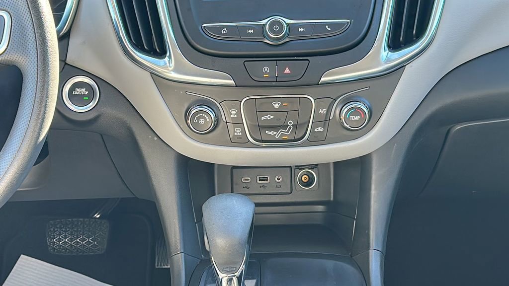Used 2023 Chevrolet Equinox LS w/ LS Convenience Package image 19