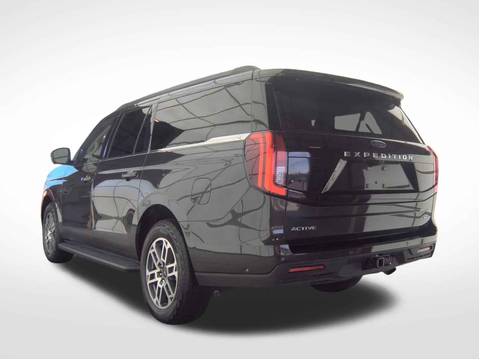 Used 2025 Ford Expedition Max Active AWD/4WD image 8