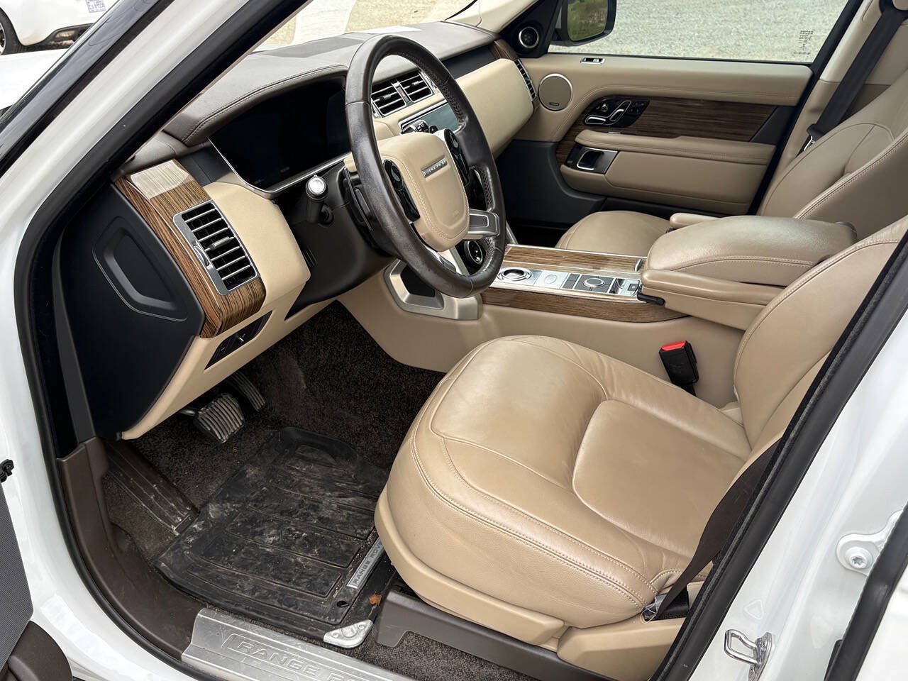 Used 2018 Land Rover Range Rover AWD/4WD image 9