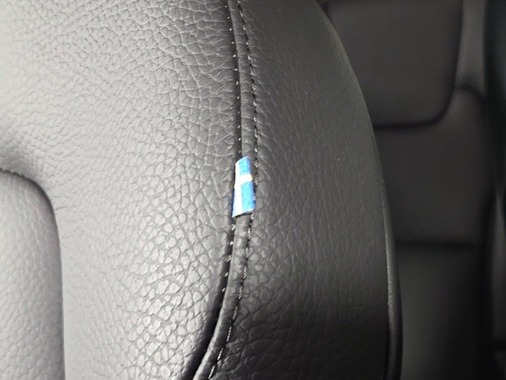 Certified 2023 Volvo XC60 B5 Plus w/ Climate Package image 26