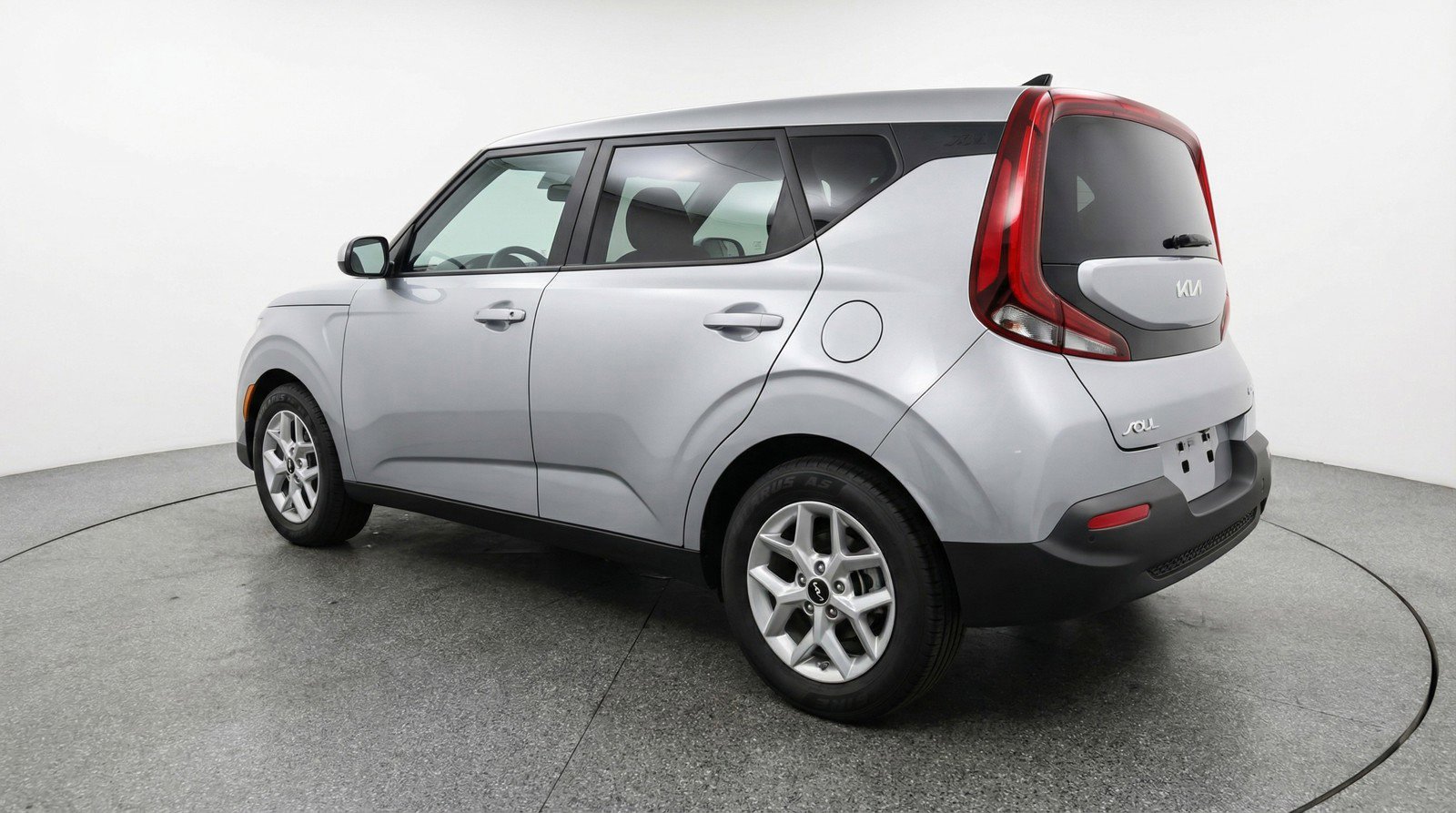 Used 2025 Kia Soul LX w/ LX Technology Package image 6