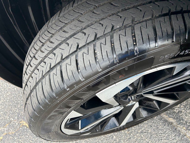 Used 2024 Mitsubishi Outlander AWD image 13