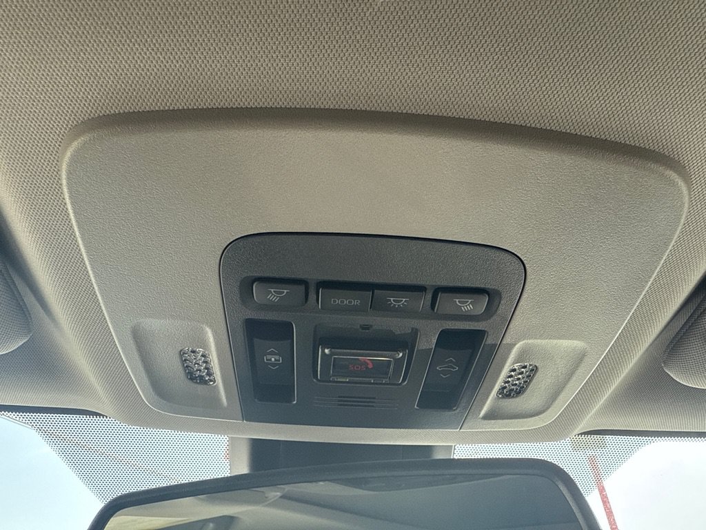 Used 2024 Toyota Camry XSE FWD image 31