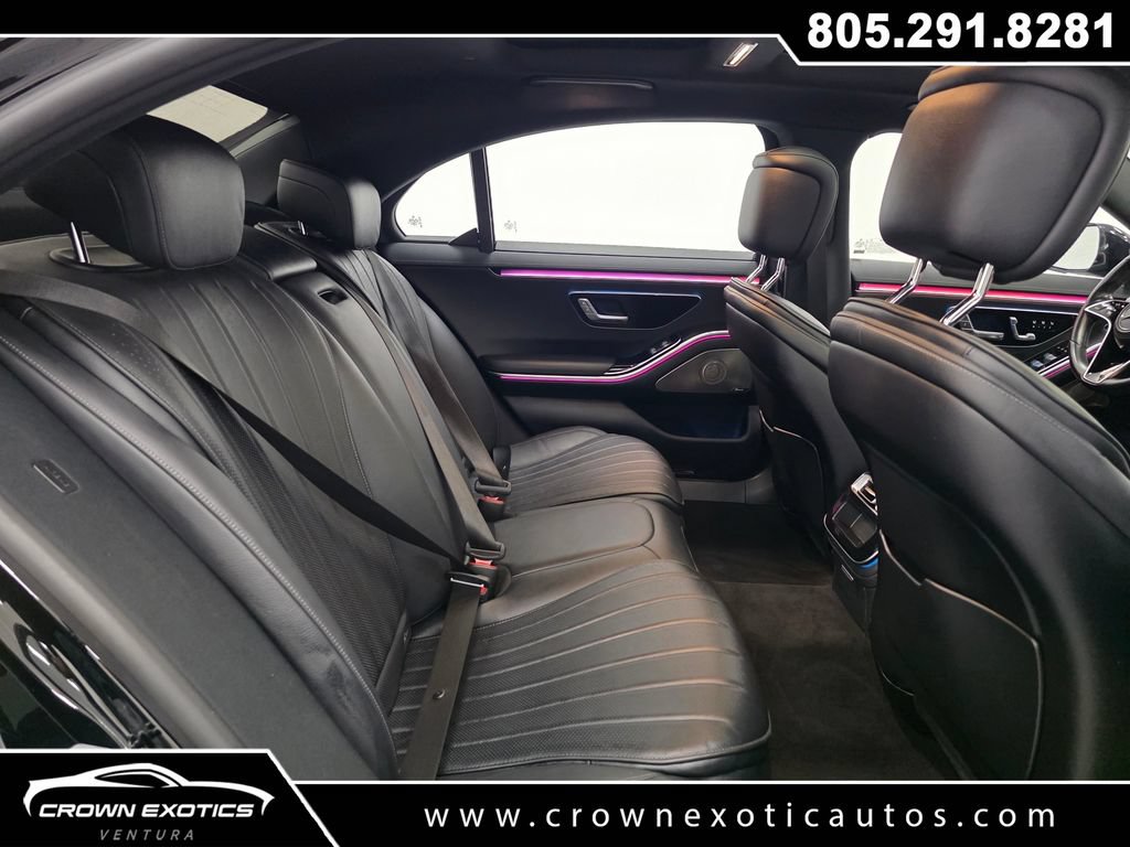 Used 2023 Mercedes-Benz S 580 4MATIC Sedan w/ AMG Line image 16