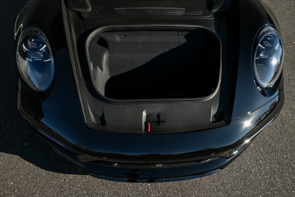 Certified 2024 Porsche 911 image 29