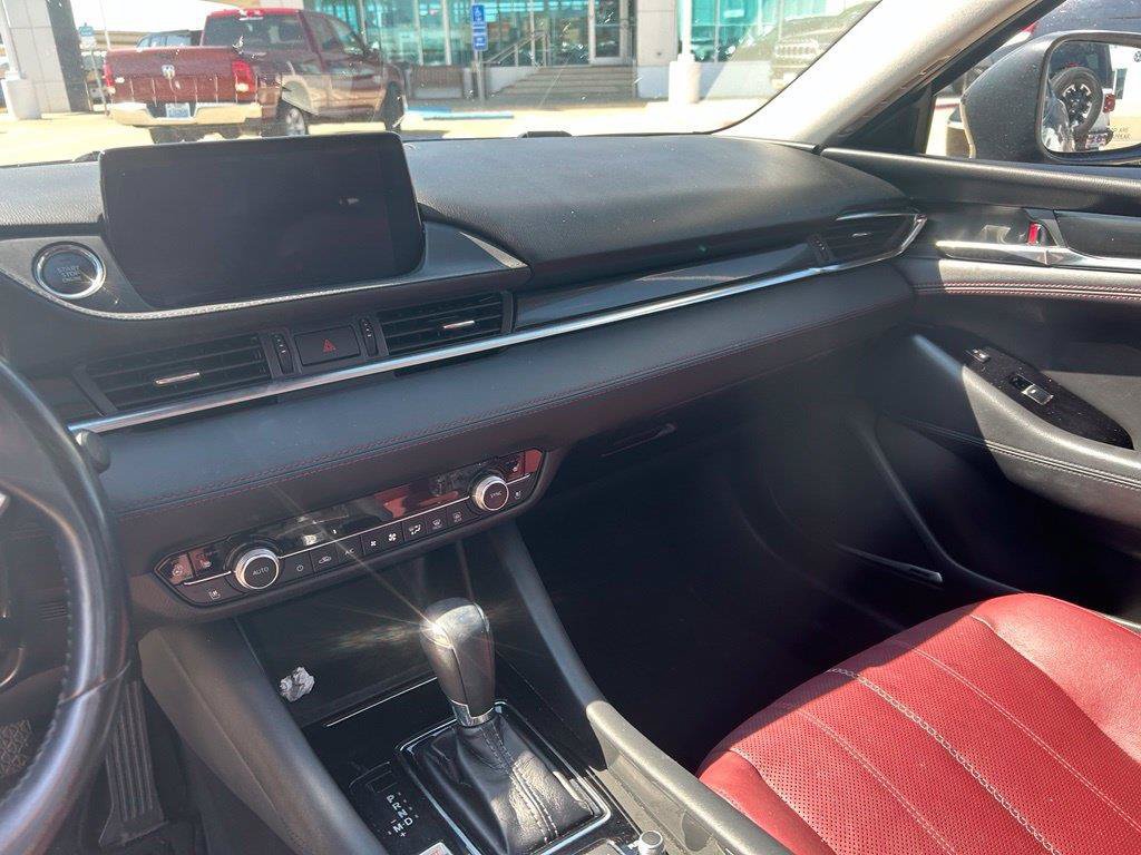 Used 2021 MAZDA MAZDA6 Carbon Edition FWD image 6