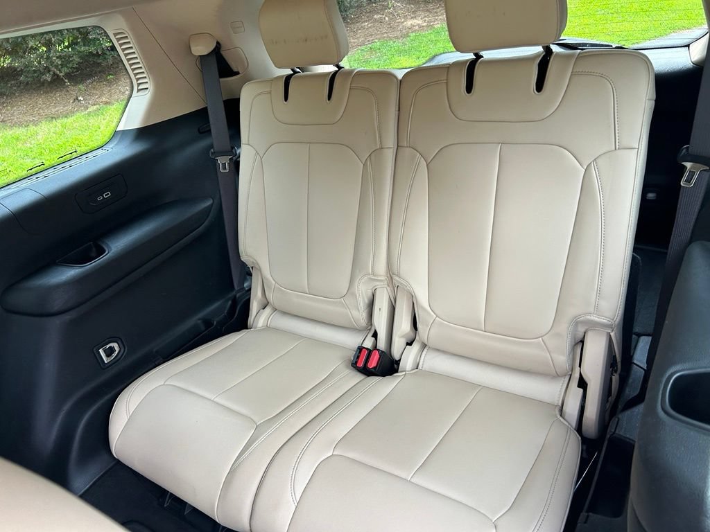 Used 2021 Jeep Grand Cherokee L Limited AWD/4WD image 45