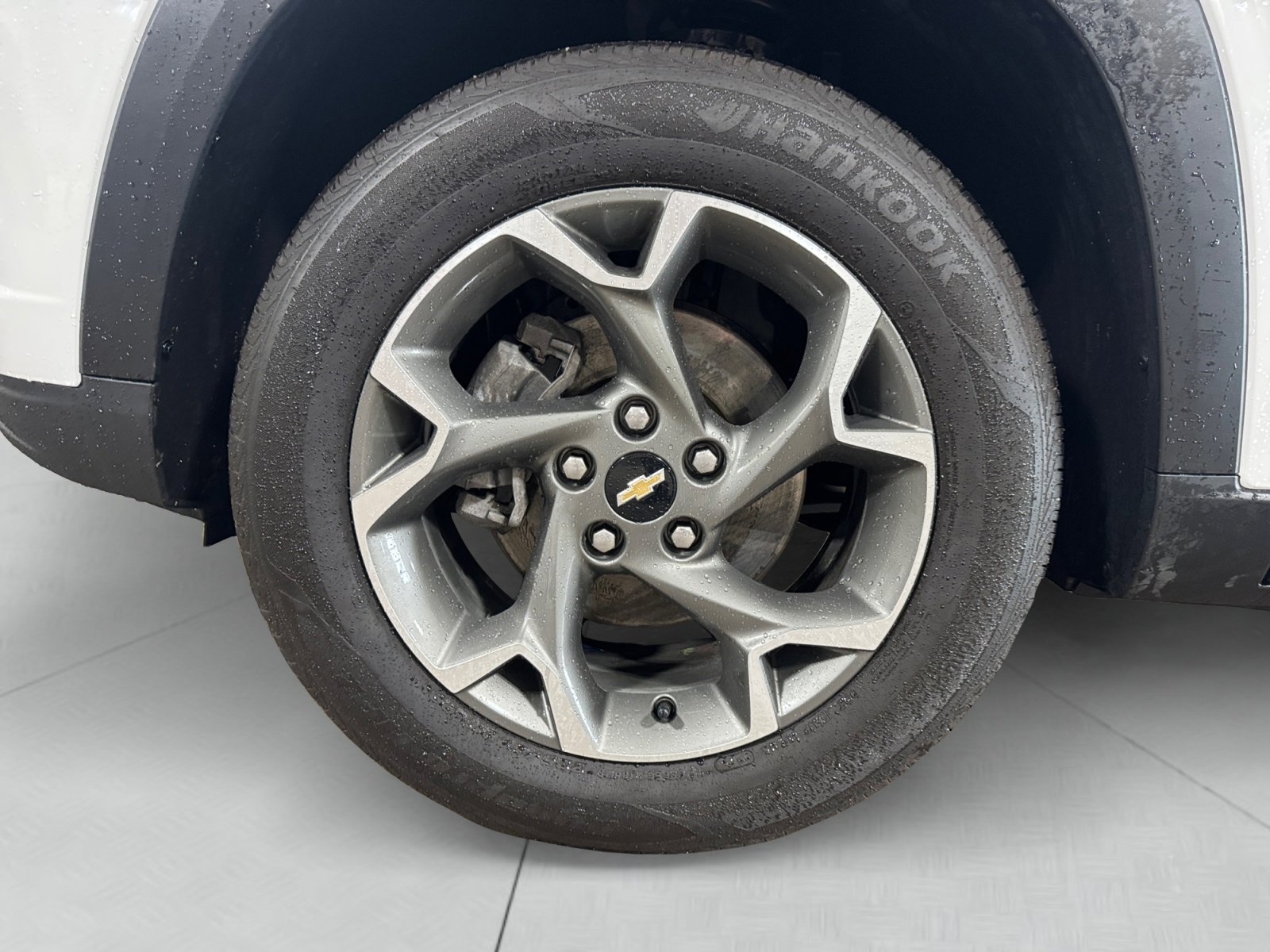 Used 2025 Chevrolet Trax LT w/ LT Convenience Package image 14