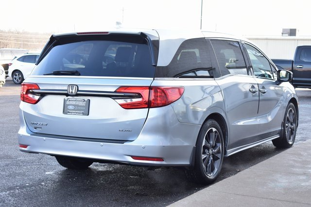 Used 2023 Honda Odyssey Elite image 6