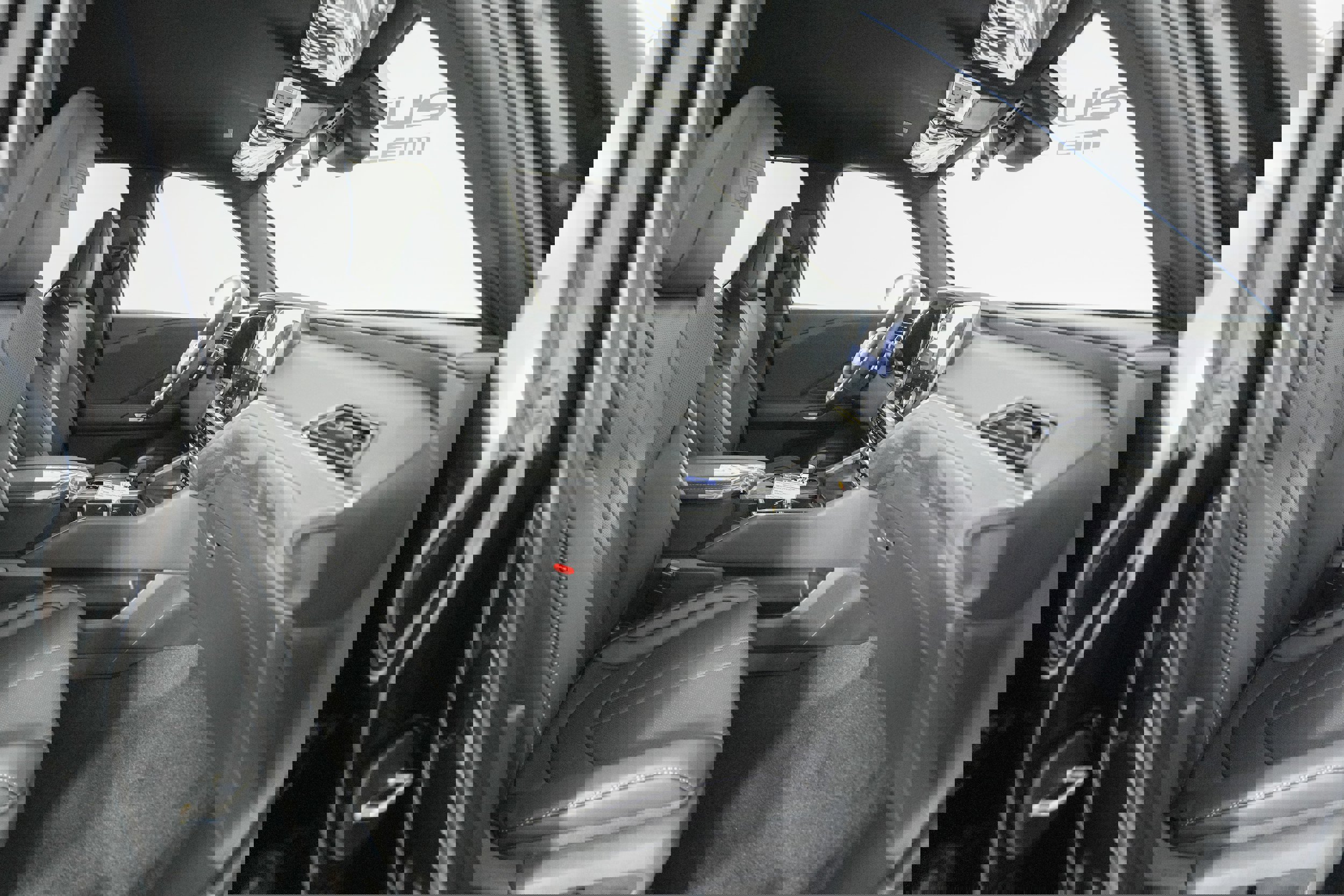 New 2026 Lexus TX 500h AWD image 17