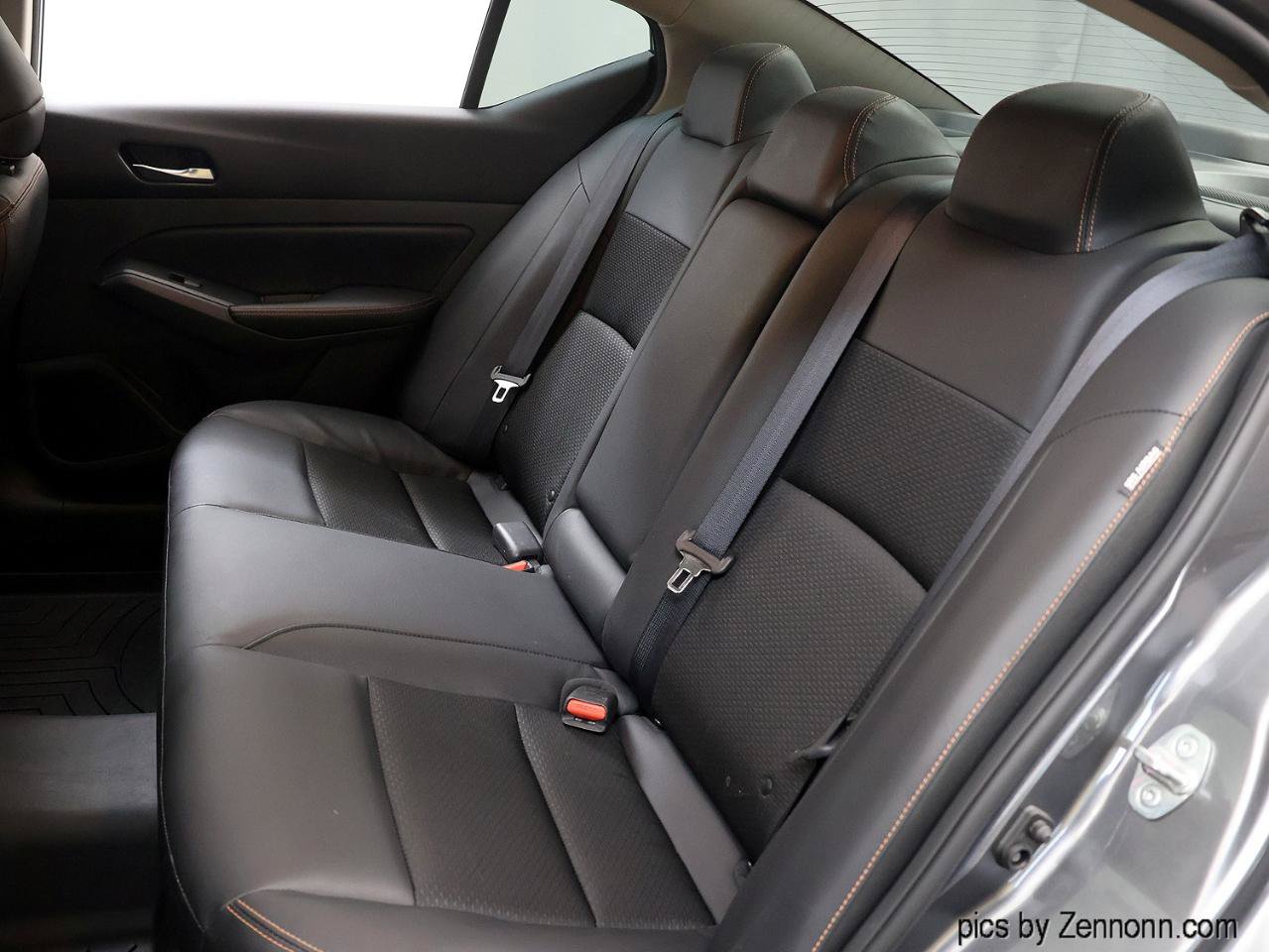 Used 2022 Nissan Altima 2.5 SR w/ Midnight Edition Package FWD image 14