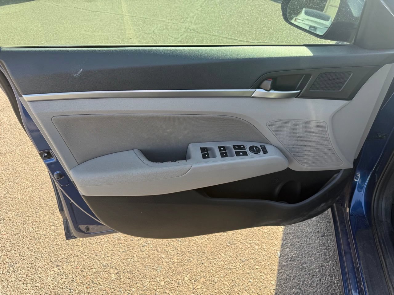 Used 2020 Hyundai Elantra Value Edition w/ Cargo Package (C1) FWD image 15