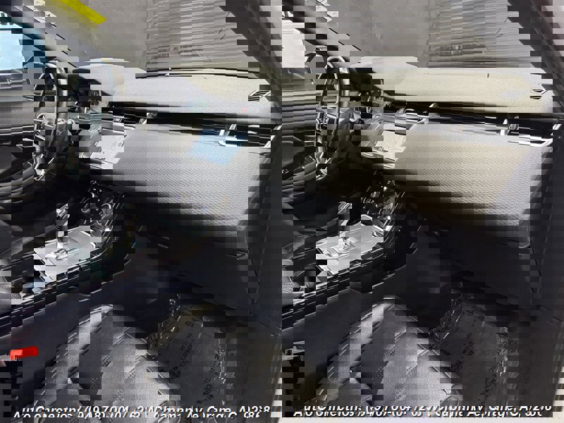 Used 2021 Land Rover Range Rover Evoque S image 10