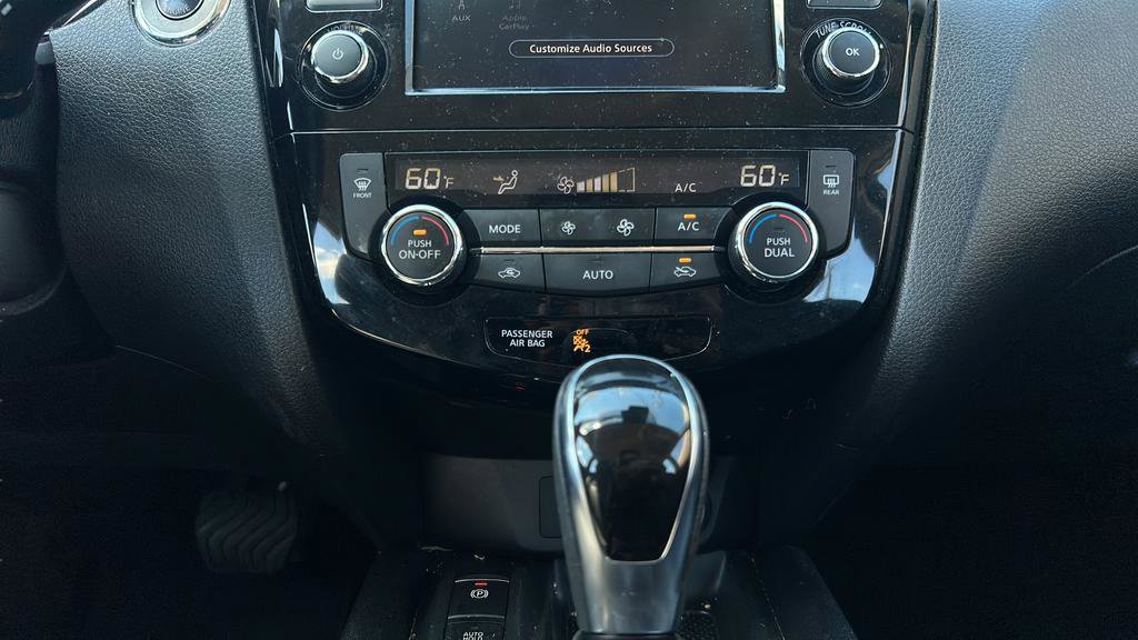 Used 2021 Nissan Rogue Sport SL image 21