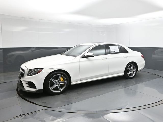 Used 2017 Mercedes-Benz E 300 4MATIC image 1