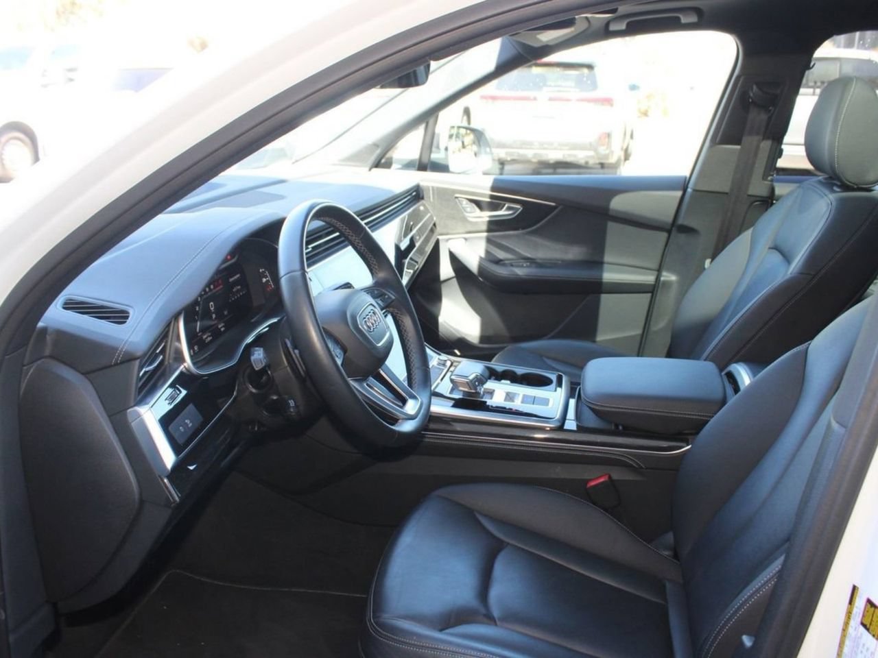 Used 2025 Audi Q7 3.0T Premium Plus AWD/4WD image 11