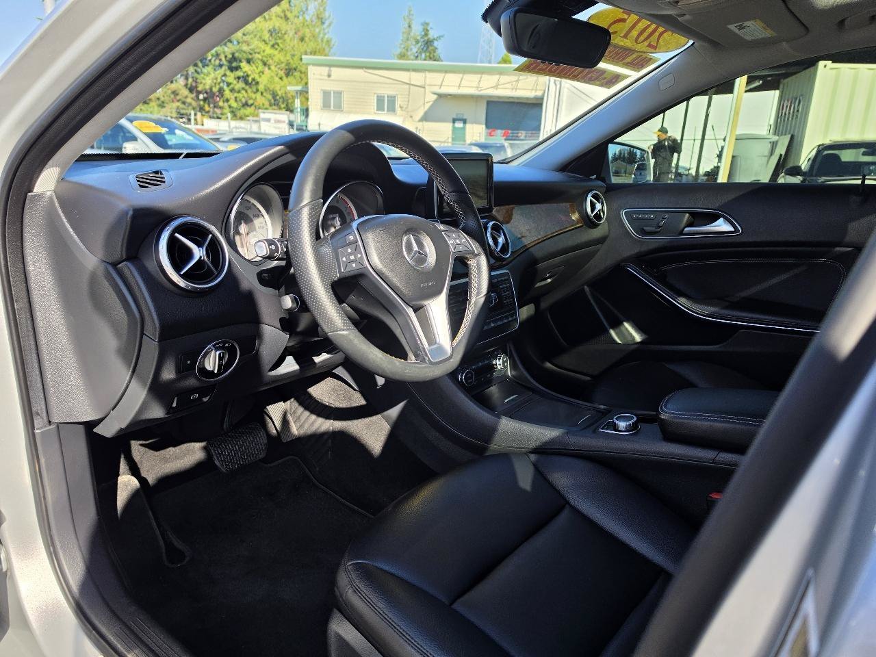 Used 2015 Mercedes-Benz GLA 250 4MATIC image 12