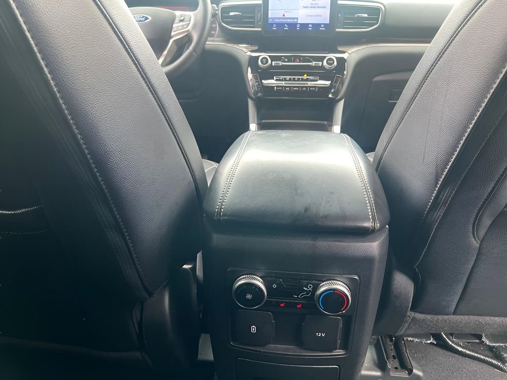 Used 2023 Ford Explorer Limited AWD/4WD image 25