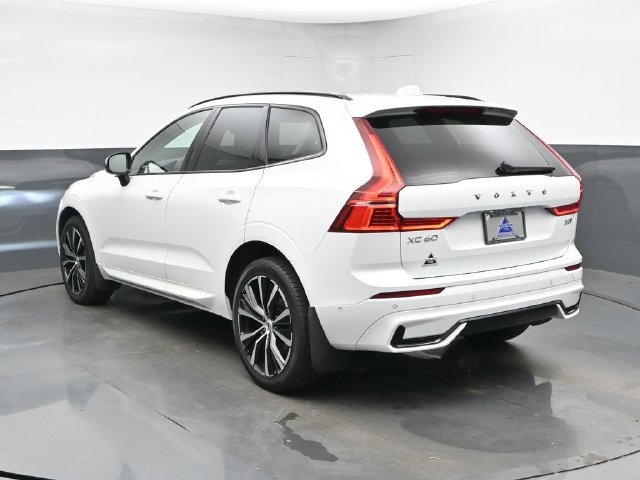 Used 2023 Volvo XC60 B5 Plus w/ Climate Package AWD/4WD image 8