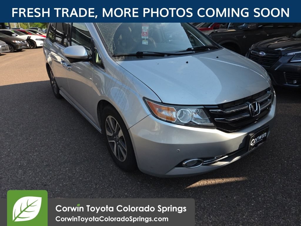 Used 2015 Honda Odyssey Touring image 1
