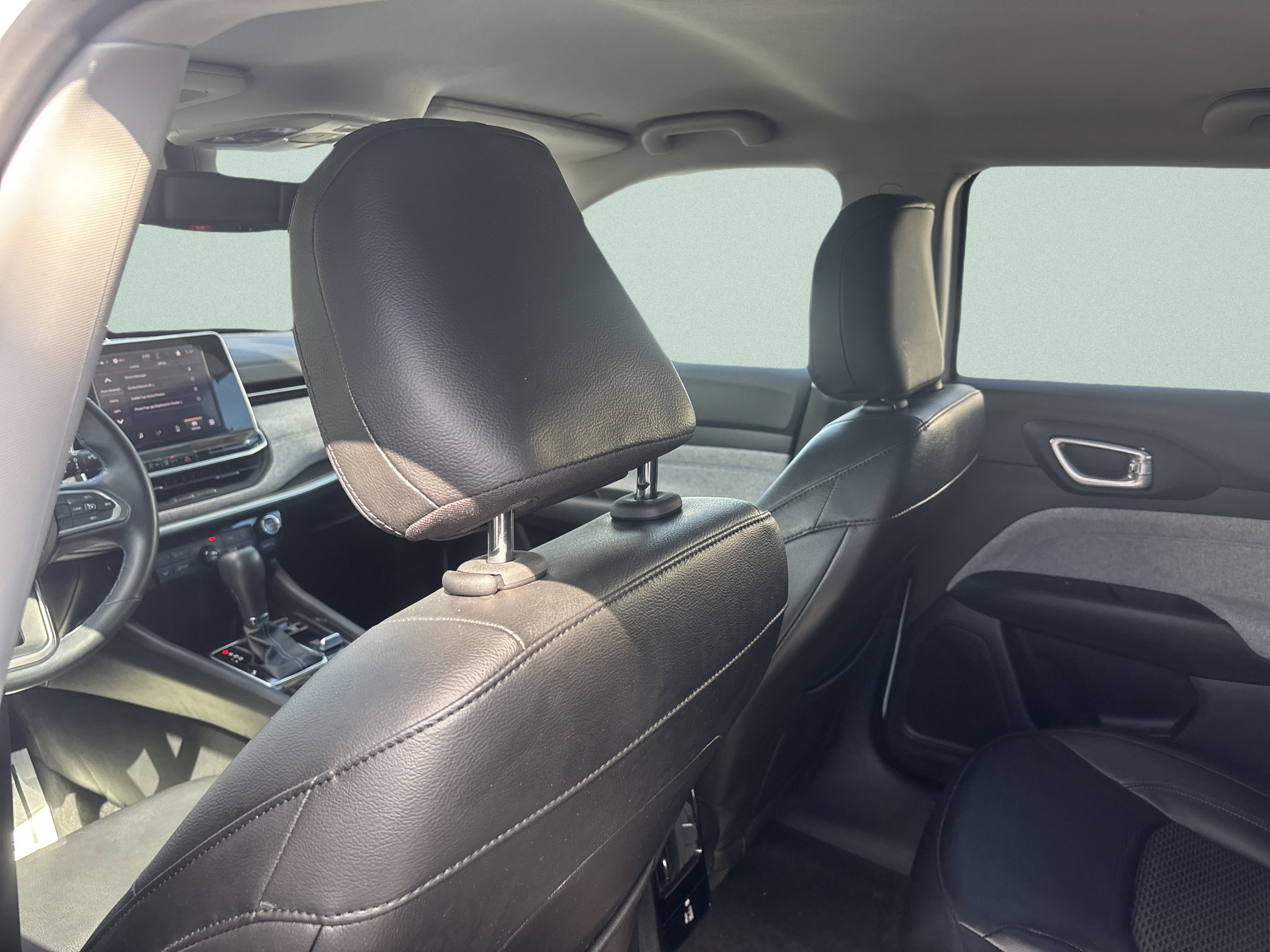 Used 2022 Jeep Compass Latitude w/ Convenience Group image 31